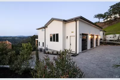 3921 Flintridge Drive, Santa Rosa, CA 95403 - Photo 29