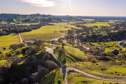 7031 Robindale Lane, Vacaville, CA 95688 - Photo 13