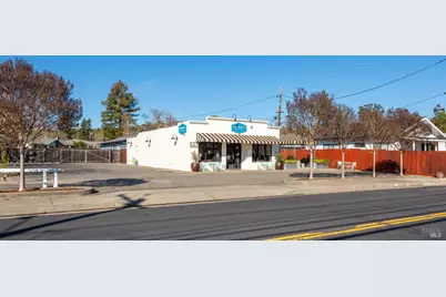 555 Powell Avenue, Healdsburg, CA 95448 - Photo 33