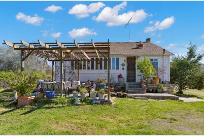 3015 Petaluma Hill Road, Santa Rosa, CA 95404 - Photo 15