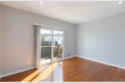 363 Glacier Way, San Rafael, CA 94903 - Photo 9