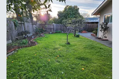 223 Camellia Street, Fairfield, CA 94533 - Photo 21