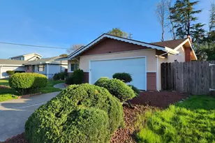 223 Camellia St, Fairfield, CA 94533 - Photo 3
