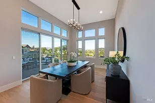 22 Oak Knoll Ct, Petaluma, CA 94952 - Photo 9