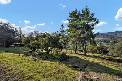 16523 Crescent Court, Hidden Valley Lake, CA 95467 - Photo 11