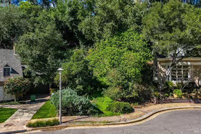 22 Valant Place, Piedmont, CA 94610 - Photo 3