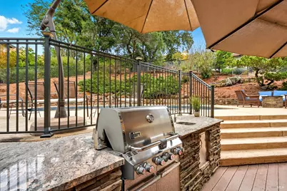 523 Westgate Drive, Napa, CA 94558 - Photo 29