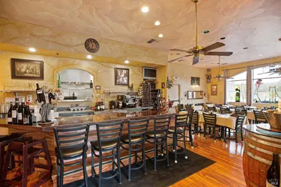 504 N Cloverdale Boulevard, Cloverdale, CA 95425 - Photo 5