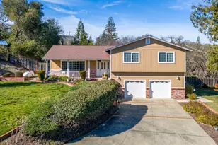 830 Riverside Dr, Ukiah, CA 95482 - Photo 1