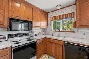 830 Riverside Dr, Ukiah, CA 95482 - Photo 5