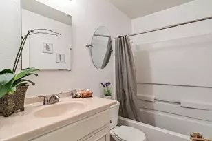 8201 Camino Colegio, Rohnert Park, CA 94928 - Photo 17