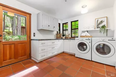 12076 Cloud Ridge Road, Healdsburg, CA 95448 - Photo 17