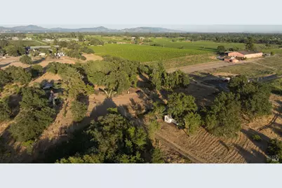 2220 Oakwild Lane, Santa Rosa, CA 95401 - Photo 17