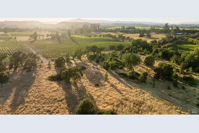 2220 Oakwild Lane, Santa Rosa, CA 95401 - Photo 15