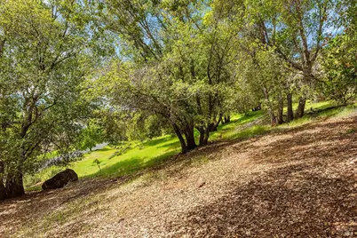 18595 Glenwood Road, Hidden Valley Lake, CA 95467 - Photo 11