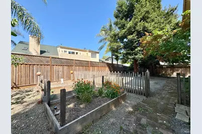 2984 First Street, Napa, CA 94558 - Photo 31