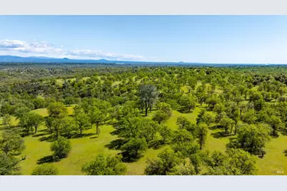 21623 Seven Lakes Road, Redding, CA 96003 - Photo 35