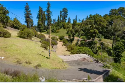 1058 Wikiup Drive, Santa Rosa, CA 95403 - Photo 5