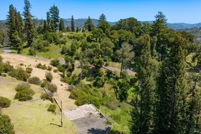 1058 Wikiup Drive, Santa Rosa, CA 95403 - Photo 13