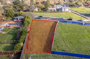 1081 Trentadue Wy, Healdsburg, CA 95448 - Photo 1