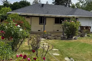 525 Minahen St, Napa, CA 94559 - Photo 9
