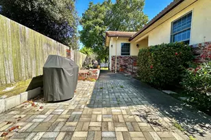 639 E 5th St, Benicia, CA 94510 - Photo 51