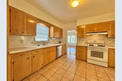 639 E 5th Street, Benicia, CA 94510 - Photo 13