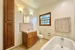 639 E 5th St, Benicia, CA 94510 - Photo 59