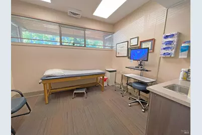 1405 Montgomery Drive, Santa Rosa, CA 95405 - Photo 19