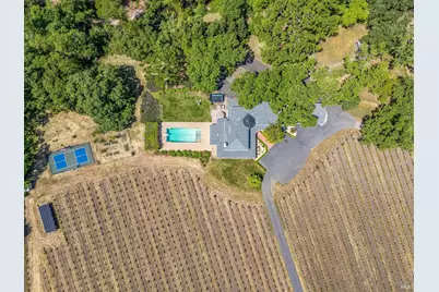 1079 Hedgeside Avenue, Napa, CA 94558 - Photo 1