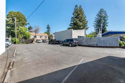 451 College Avenue, Santa Rosa, CA 95401 - Photo 29