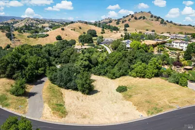 2018 Pinecrest Court, Vacaville, CA 95688 - Photo 7