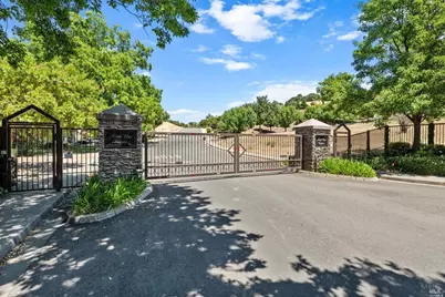 2018 Pinecrest Court, Vacaville, CA 95688 - Photo 3