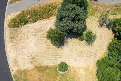 2018 Pinecrest Court, Vacaville, CA 95688 - Photo 11