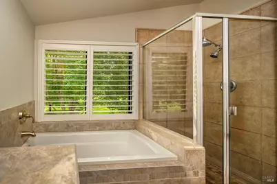 9211 Lakewood Drive, Windsor, CA 95492 - Photo 29