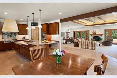 9981 W Dry Creek Road, Healdsburg, CA 95448 - Photo 19