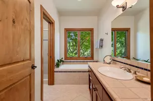 9981 W Dry Creek Rd, Healdsburg, CA 95448 - Photo 21