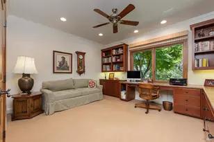 9981 W Dry Creek Rd, Healdsburg, CA 95448 - Photo 23