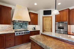 9981 W Dry Creek Rd, Healdsburg, CA 95448 - Photo 17