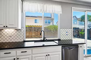 630 Purple Martin Dr, Vacaville, CA 95687 - Photo 43