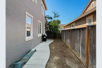 630 Purple Martin Drive, Vacaville, CA 95687 - Photo 9