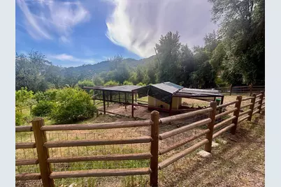 2371 McNab Ranch Road, Ukiah, CA 95482 - Photo 27