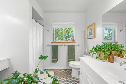 21800 River Road, Geyserville, CA 95441 - Photo 25