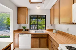 2000 Clearview Cir, Benicia, CA 94510 - Photo 9