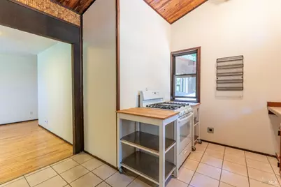 32371 Middle Ridge Road, Albion, CA 95410 - Photo 11