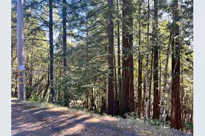 25143 Blue Jay Place, Willits, CA 95490 - Photo 3