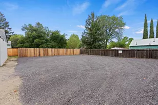 560 Talmage Rd, Ukiah, CA 95482 - Photo 9