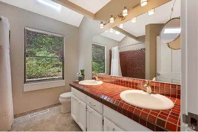 827 Wild Oak Drive, Santa Rosa, CA 95409 - Photo 17
