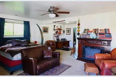 96 Meadowbrooks Drive, Ukiah, CA 95482 - Photo 27