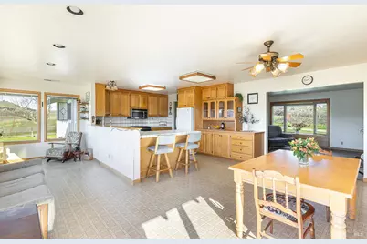 1289 Duhig Road, Napa, CA 94559 - Photo 15